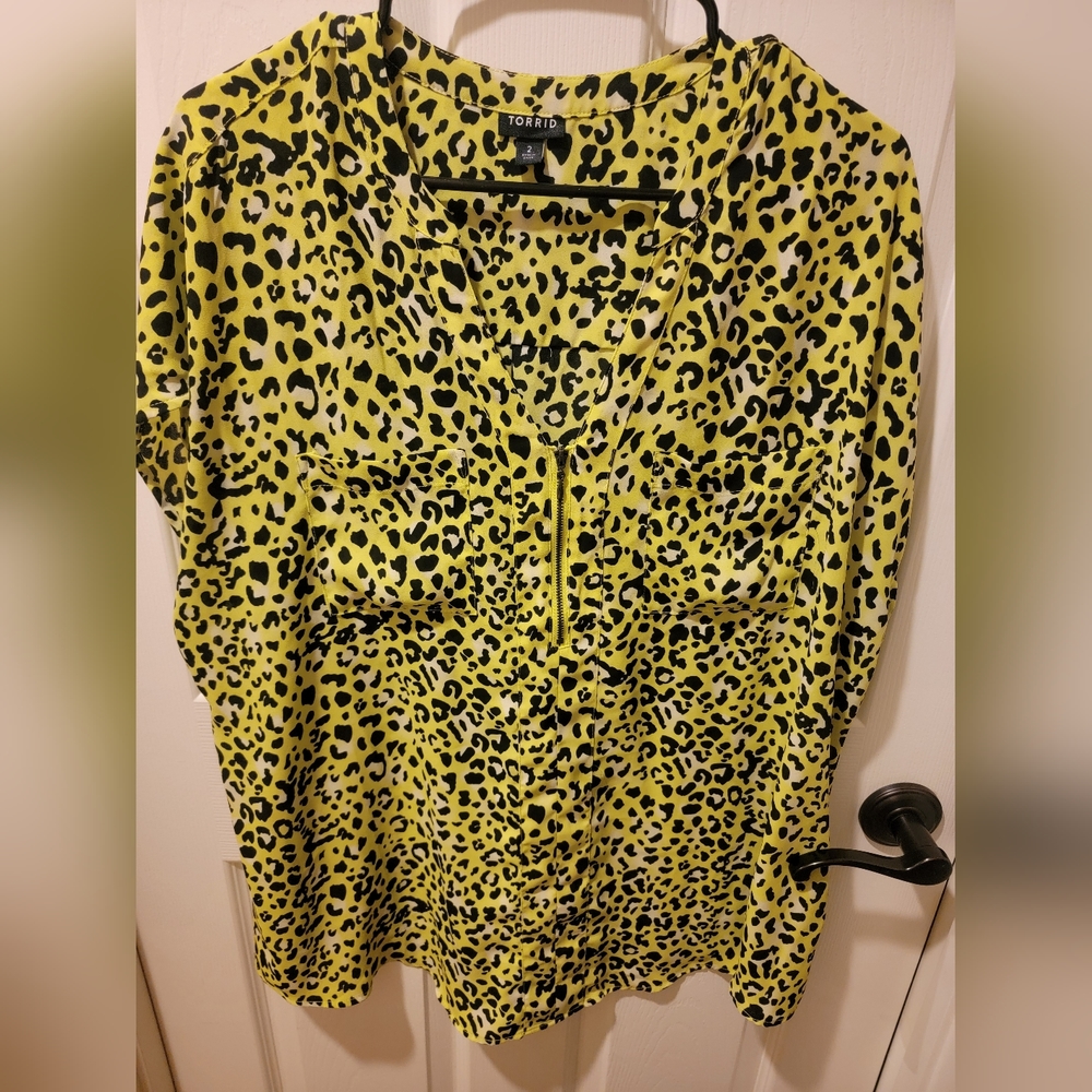 Torrid Georgette Zip Front Dolman Blouse